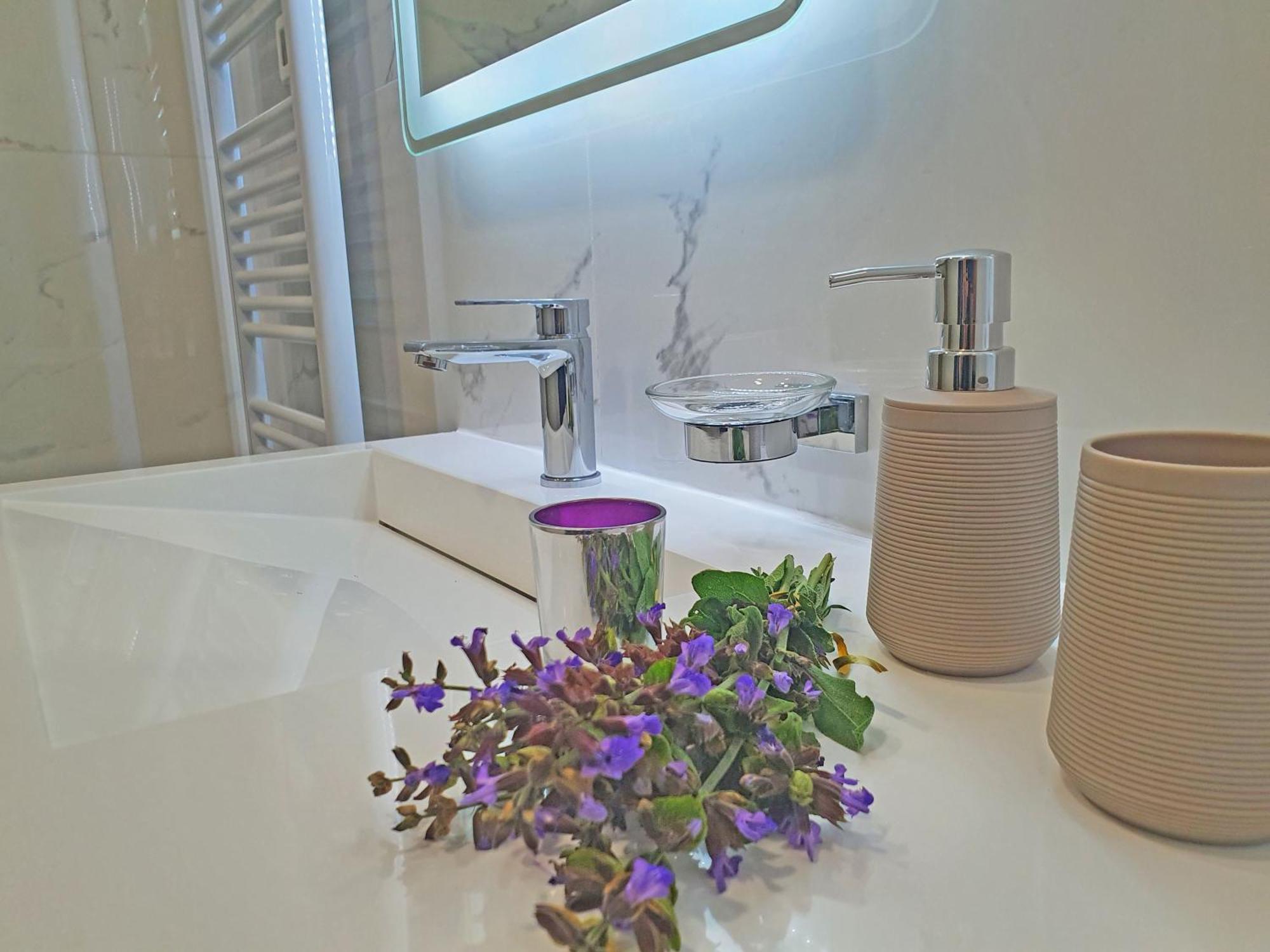 Holiday Home Gordana II Хвар Екстериор снимка
